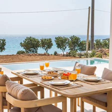 Anemone Beachfront Private Pool - Karpathos أركاسا