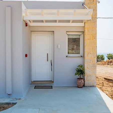 Villa Anemone Beachfront Private Pool - Karpathos